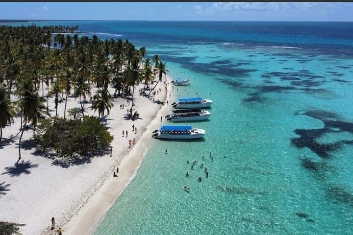 Saona Triple Paradise: Three-Beach Speedboat Tour from Bayahibe photo 3