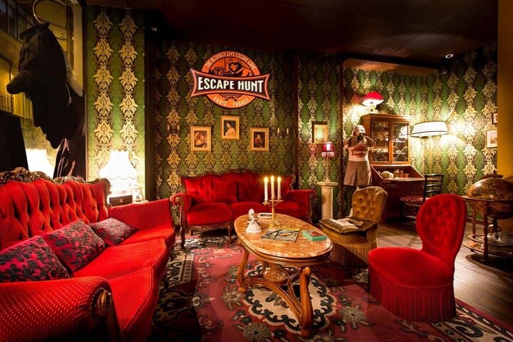 Dubai Escape Hunt — Jack the Ripper Escape Room Experience