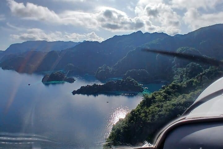 Busuanga Spectacular: 60-Minute Seaplane Flight Over Coron’s Lagoons photo 3