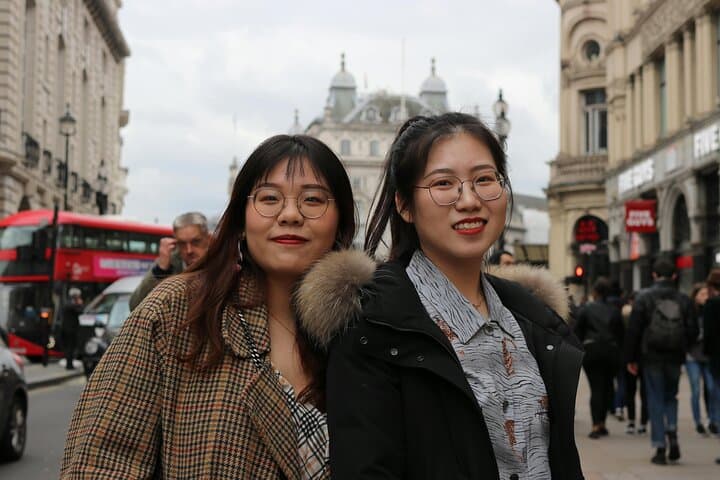 Piccadilly Circus Professional Photoshoot: Capture London’s Neon Heart