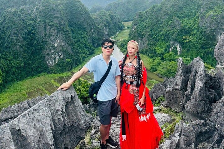 Ninh Binh Day Tour — Trang An Boat, Tam Coc Bike & Mua Cave Hike