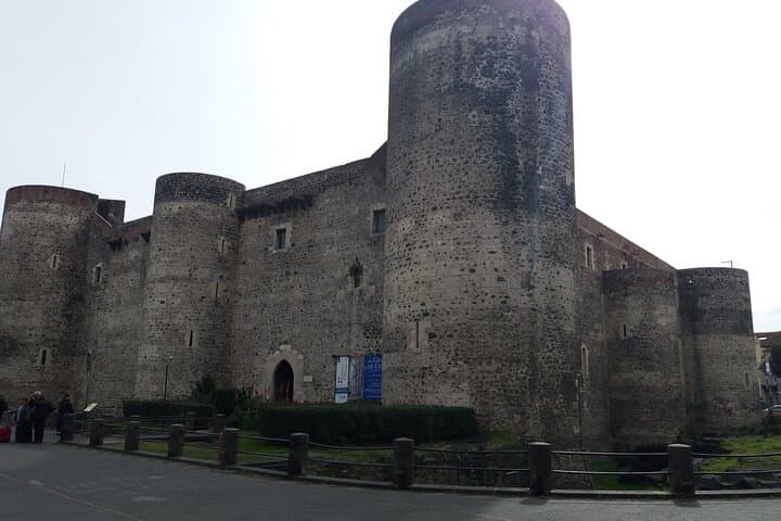 Catania & Cyclops Riviera Guided Tour — History, Myth and Coastal Views photo 4