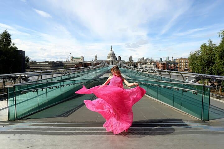 Millennium Bridge Professional Photoshoot — Capture London's River Views & Urban Portraits photo 1