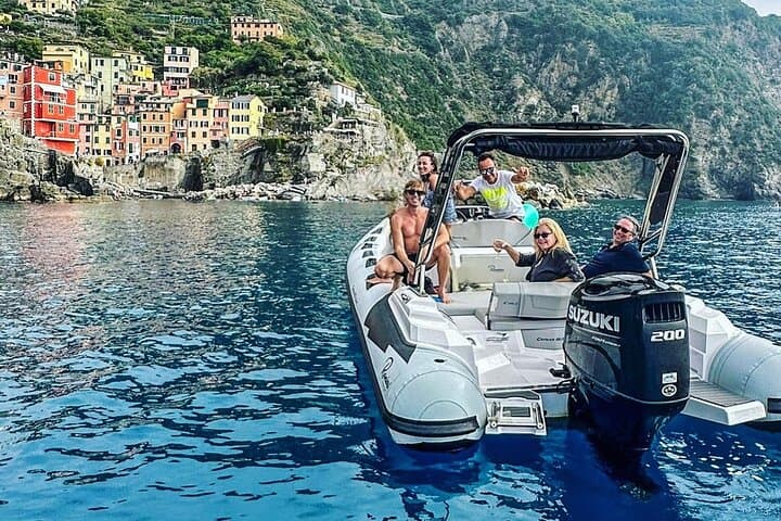 Cinque Terre Boat Tour from La Spezia — Portovenere, Lerici & 5 Terre by Sea photo 3