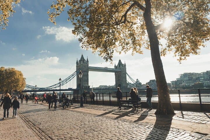 Tower Bridge Professional Photoshoot: Capture Iconic London Views photo 2