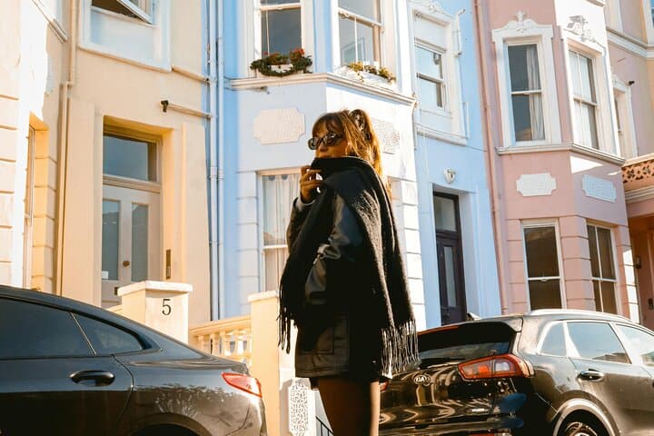 Notting Hill Colorful Charm Photoshoot — Capture London's Pastel Streets photo 1