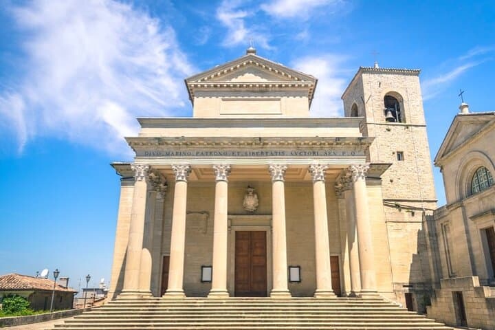 San Marino Self-Guided Scavenger Hunt: Explore Le Mura & Towers by Foot photo 3