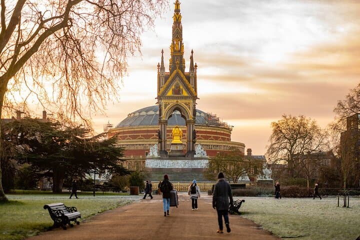 Royal Kensington Walking Tour: Kensington Palace to Royal Albert Hall photo 6