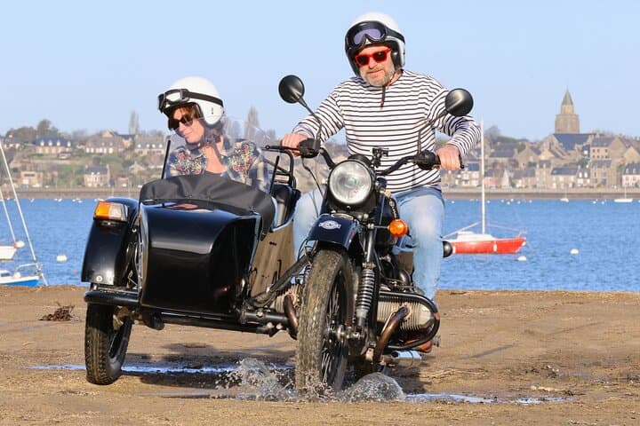 Saint-Malo Vintage Sidecar Tour: Saint-Servan, Aleth & Ramparts in 50 Minutes