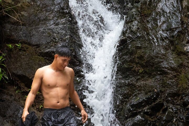 Jaco Waterfall Tour: Hike, Swim & Cliff Jump to 10 Hidden Falls photo 4