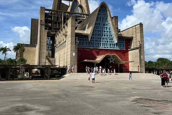 Dominican Culture Tour from Punta Cana: Coffee, Cigar Making & Basilica Visit photo 1