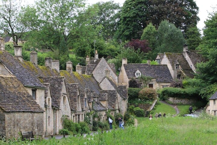 Private Day Trip from London to Oxford and Cotswolds Villages photo 4
