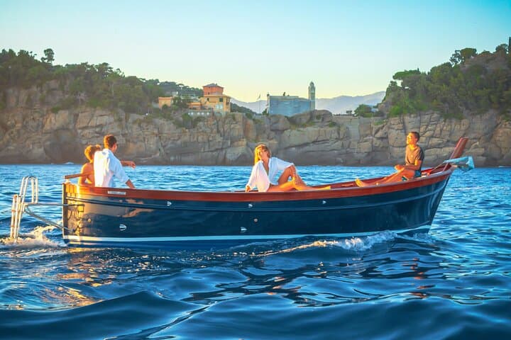 Private Boat Tour on the Portofino Riviera — San Fruttuoso, Punta Chiappa & Camogli photo 5