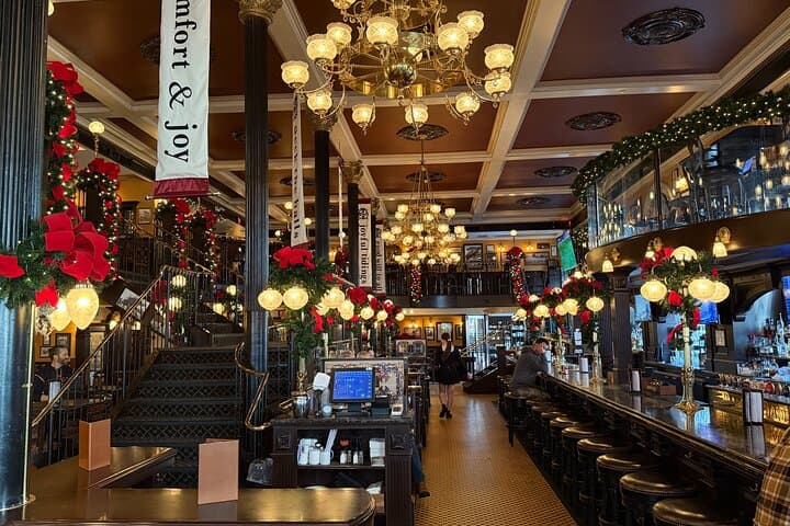 Victoria Vistas and Views: Progressive Inner Harbour Food Tour photo 4