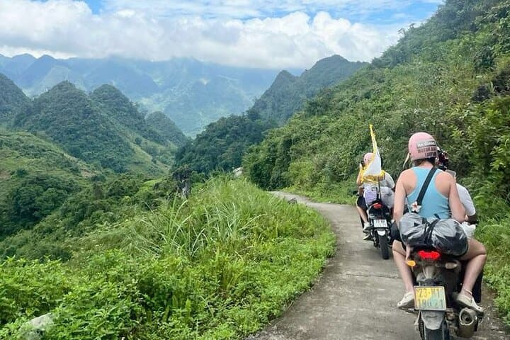 4-Day Ha Giang Loop Reverse Motorbike Tour with Homestays & Nho Que Cruise photo 2