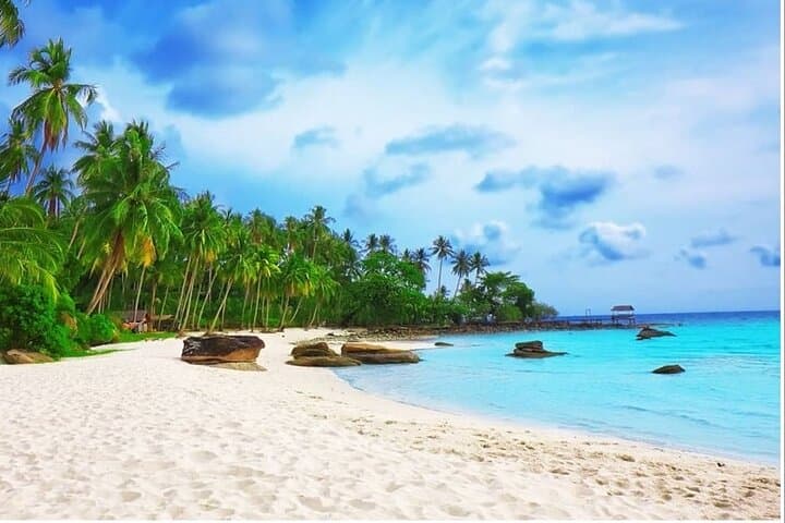 Phu Quoc Full-Day Cua Can River Kayak & Rach Vem Beach Tour