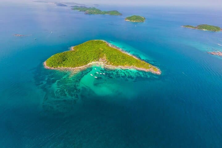 Phu Quoc Full-Day Cua Can River Kayak & Rach Vem Beach Tour photo 4