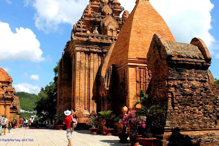 Nha Trang Highlights: Hon Chong, Po Nagar & Long Son Pagoda Full-Day Excursion photo 2