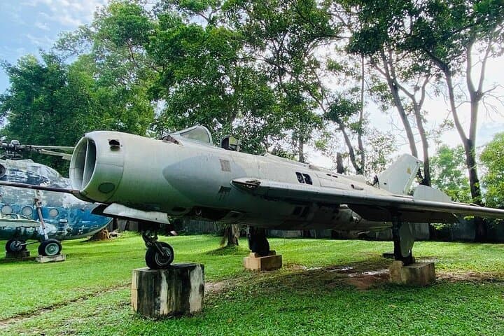 Siem Reap War Museum, Killing Fields & Kampong Phluk Floating Village Tour photo 5