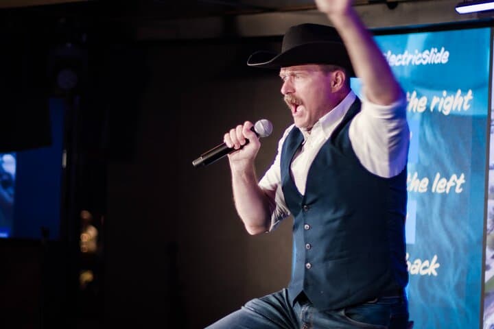 Line Dancing in London: American Country Nights in Soho photo 6