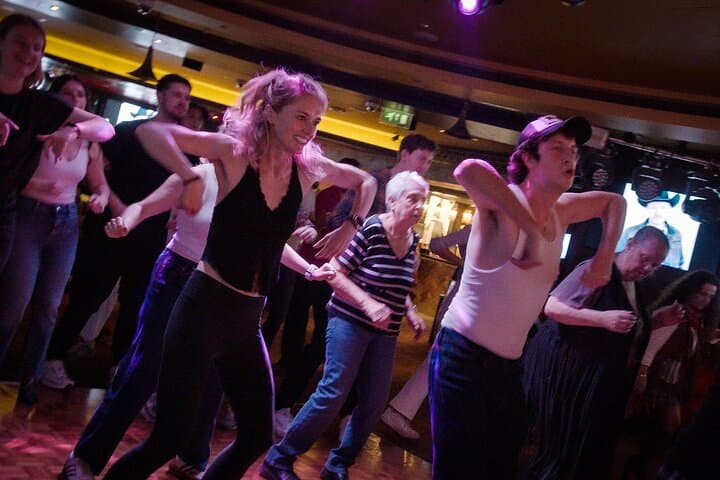 Line Dancing in London: American Country Nights in Soho photo 4