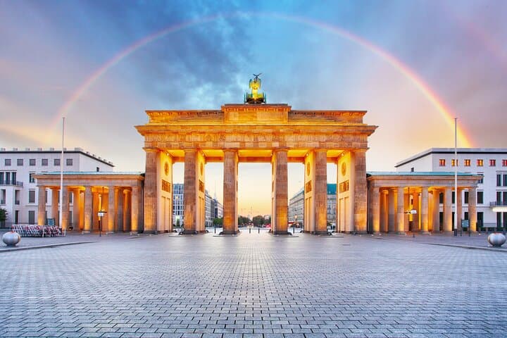 Prague to Berlin Private Transfer with 2-Hour Sightseeing Stops photo 4