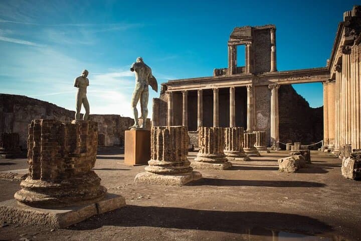 Rome Airport Transfer and Pompeii Tour to Sorrento and Positano — One-Day Amalfi Coast Journey photo 2