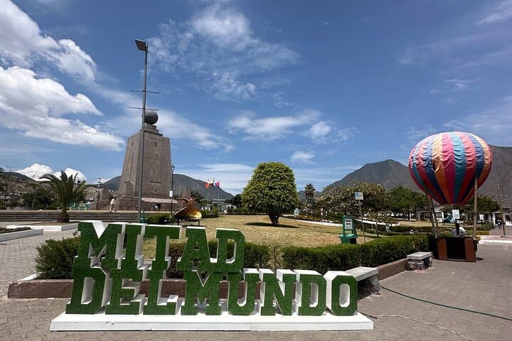 Quito Day Tour: Mitad del Mundo & Papallacta Hot Springs Experience photo 2