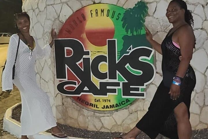 Explore Negril: Seven Mile Beach to Rick's Cafe photo 5