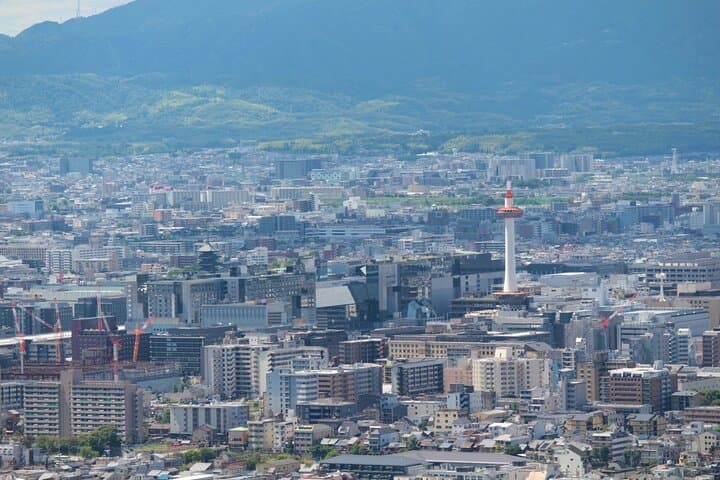 Kyoto Panorama Hike: Maruyama Park to Shogunzuka Observatory photo 6