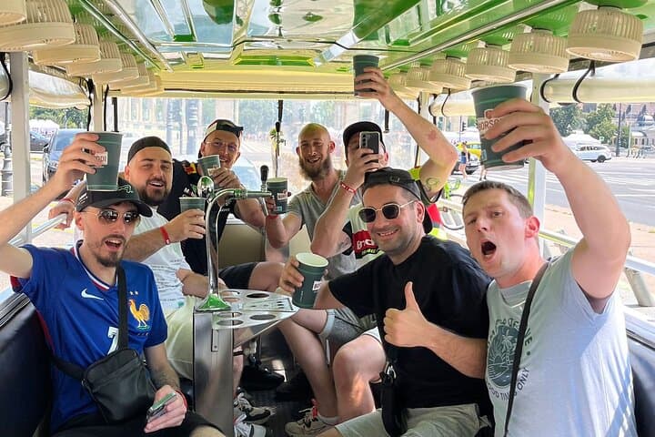 Budapest BeerBus Tour — 60-Min Electric Sightseeing with Unlimited Draft Beer photo 5