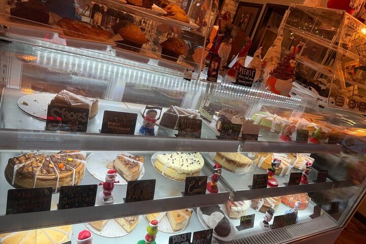 Safety Harbor Food Tour: Main Street Culinary Walking Experience photo 4