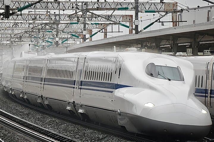 Osaka in a Day: Bullet-Train Guided Tour from Tokyo to Osaka Castle & Dotonbori photo 2