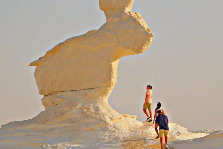 Private 2-Day Bahariya to White Desert Safari with Overnight Camping