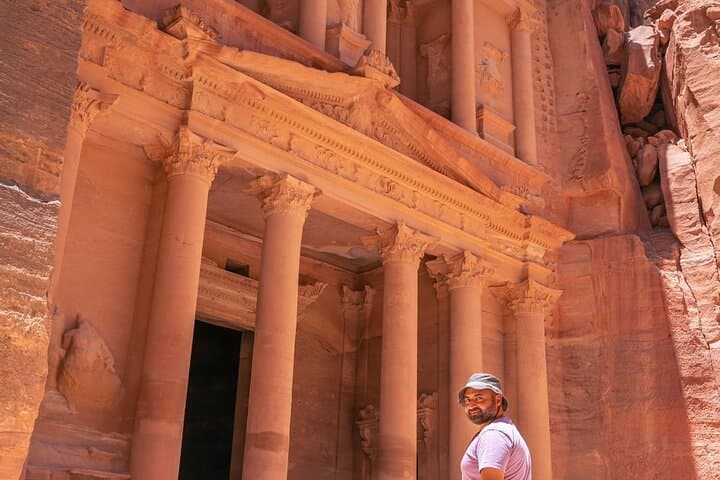 3-Day Jordan Tour: Petra, Wadi Rum, Dead Sea & Jerash