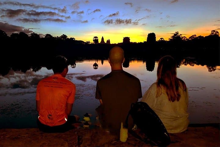Angkor Sunrise Bike Tour: Dawn at Angkor Wat with Breakfast & Khmer Lunch photo 2