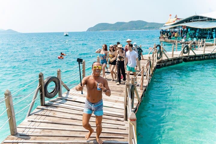 Nha Trang Island Hopping: Snorkel, Floating Bar Party & BBQ in a Day photo 2