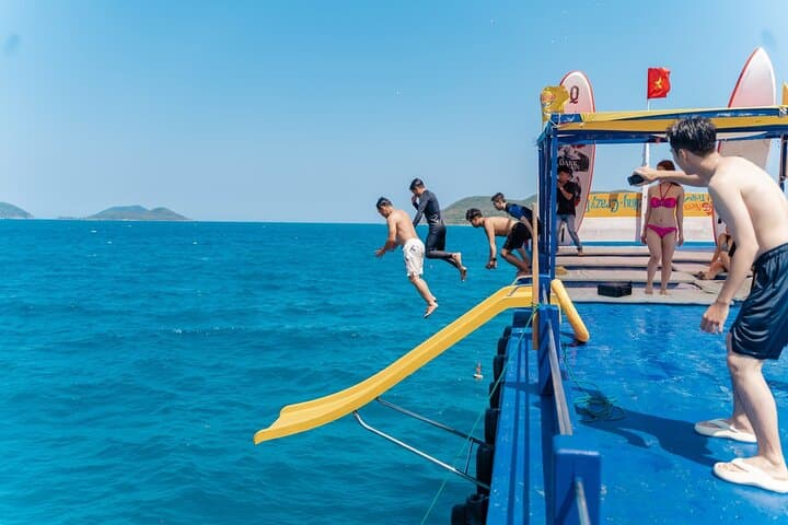 Nha Trang Island Hopping: Snorkel, Floating Bar Party & BBQ in a Day photo 3