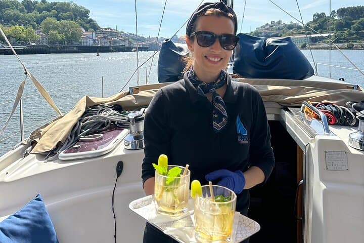 Douro Charm Cruise: Porto River Wine Tasting & Bridge Views photo 5