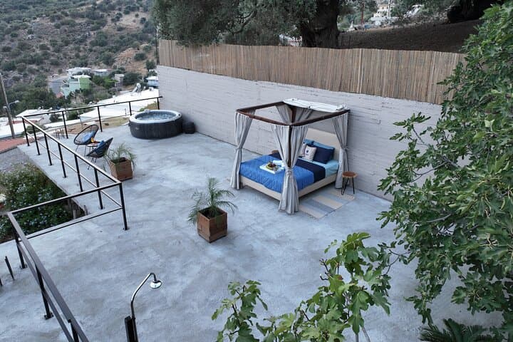Sleep Under the Cretan Stars: Rooftop Overnight in Rodakino photo 2