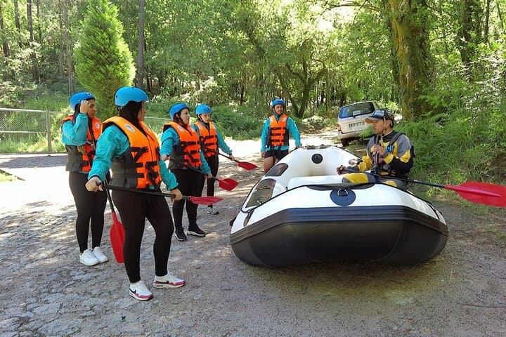 River Minho Rafting in Melgaço — Family-Friendly Rapids & Swim Stops photo 2