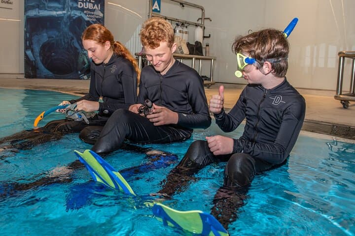 Discover Snorkelling at Deep Dive Dubai: Explore the Sunken City photo 3
