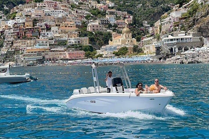 Private Boat Excursion Along the Amalfi Coast: Salerno to Positano Day Cruise