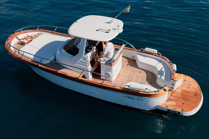 Private Amalfi Coast Gozzo Tour from Sorrento — Positano & Amalfi by Boat photo 2
