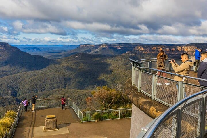 Blue Mountains Private Scenic World & Wentworth Falls Tour with Opera House Cruise photo 3