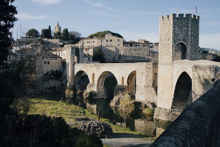 Rupit, Besalú & Catalan Medieval Towns Day Trip from Barcelona
