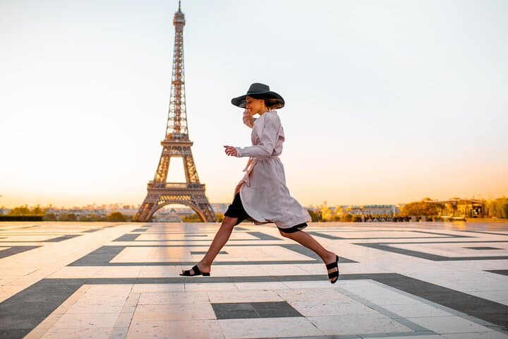 Private Transfer Rotterdam to Paris with 2-Hour Sightseeing Stop — Antwerp, Ghent, Lille Options photo 3