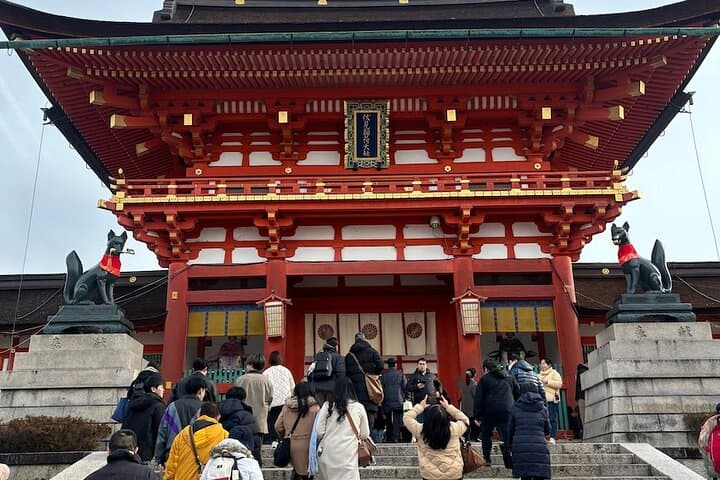 Customize Kyoto: Private 5-Hour Walking Tour of Temples, Bamboo Grove & Gion photo 2