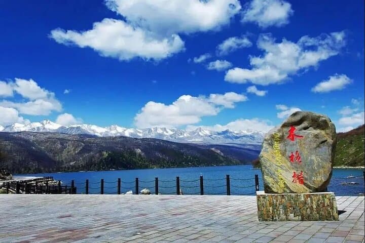 3-Day Sichuan Siguniang, Danba & Yala Snow Mountain Tour photo 4