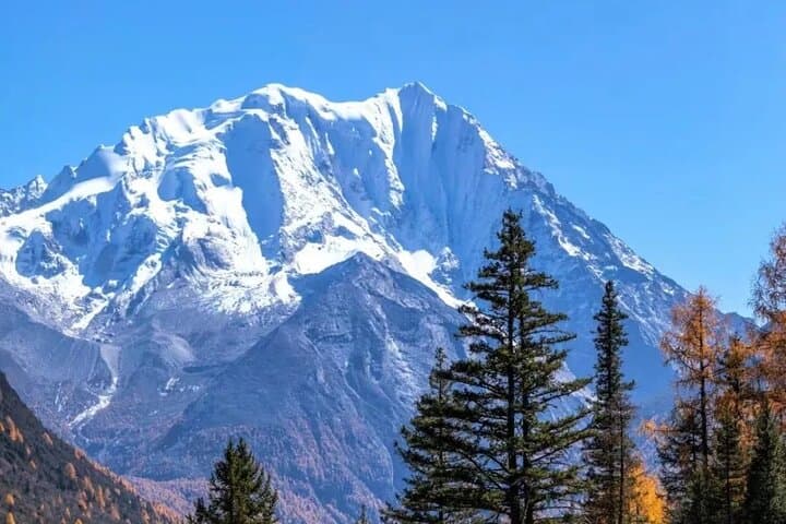 3-Day Sichuan Siguniang, Danba & Yala Snow Mountain Tour photo 5